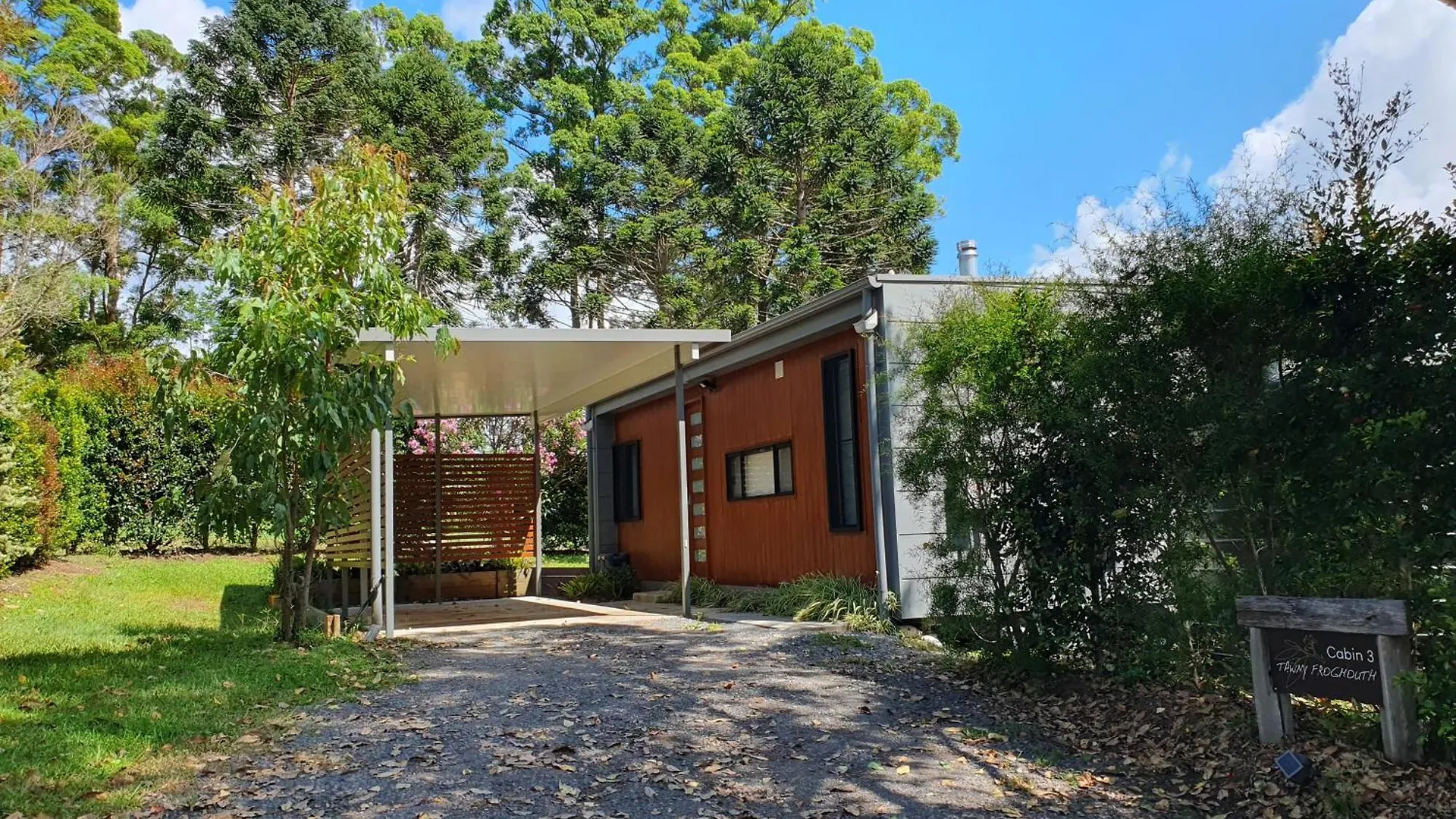 Witta Modern Couples Getaway Bed & Breakfast